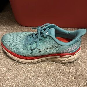 Women’s HOKA Clifton 8